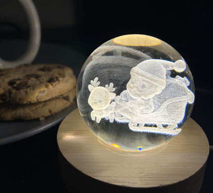 Boules 3D Cristal 6cm - Père Noel POP en traineau
